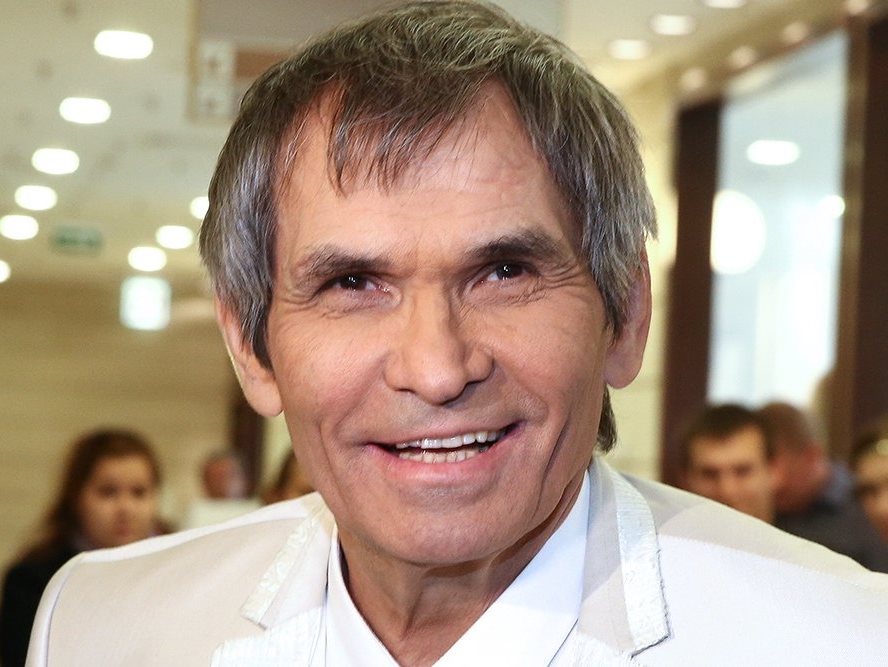Bari Alibasov and “Krot”
