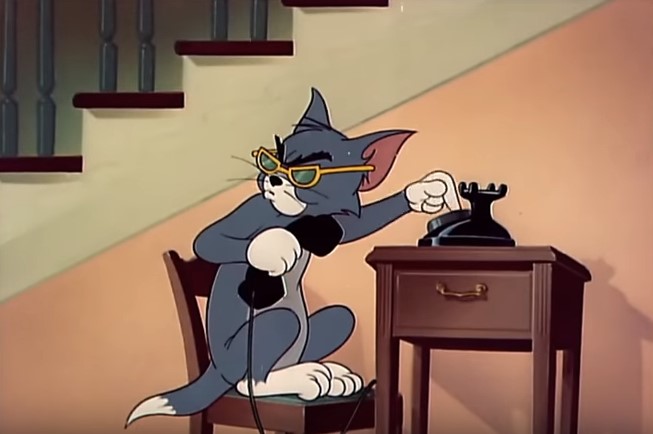 Tom Calls in the Goons