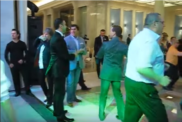 Medvedev's Dance (American Boy)