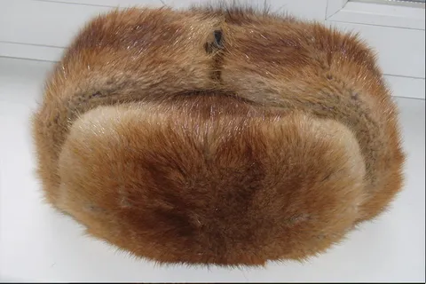 Меховая шапка