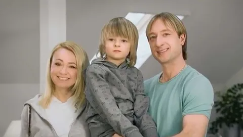 Plushenko Promotes the Amendments