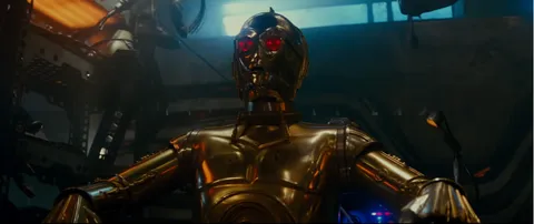 C-3PO с красными глазами