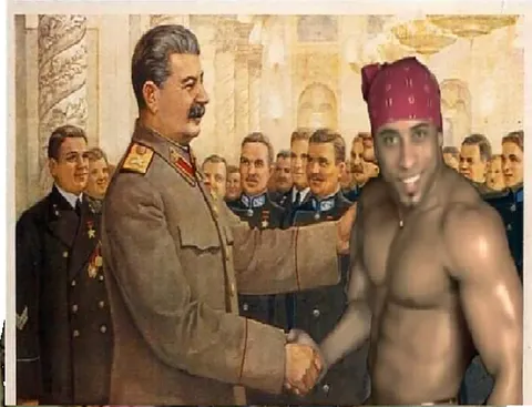 Исторические каналы ночью