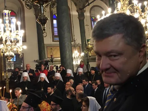 Порошенко получил томос