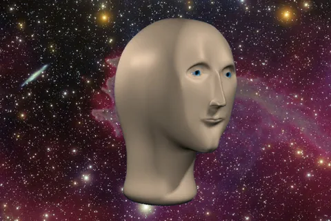 Сюрреалистичные мемы с головой человека