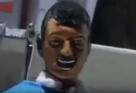 Вот это поворот!